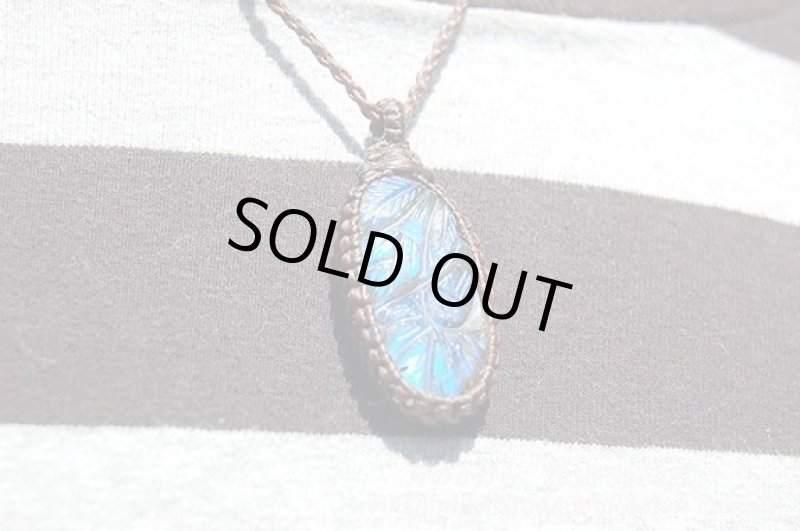 画像3: ☆☆2016先取りSUMMER☆☆　ラスト在庫一個！新作目白押しい。人気のラブラドライト:インディアンカービング (3)