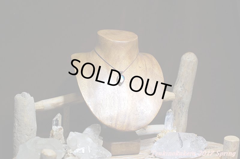 画像2: ☆4/13☆ロイヤルレインボームーンストーンのハイクオリティストーン×小粒デザイン:小粒のジュエリー (2)