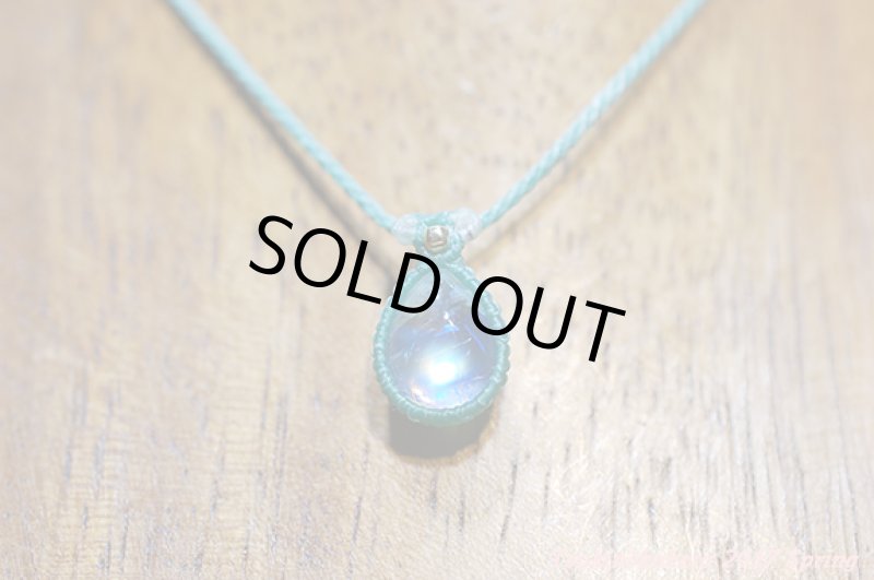 画像4: ☆5/16☆ロイヤルレインボームーンストーンのハイクオリティストーン×小粒デザイン:小粒のジュエリー8 (4)