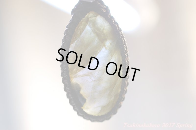 画像9: ☆5/16UP☆イエローゴールデンラブラドライト、オモナガオーバルカボションタイプが登場。お月様の光のようです！：イエローゴールド (9)