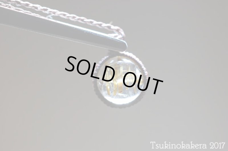 画像2: ☆8/4UP☆ゴールドルチルクォーツ登場。黄金の針金が水晶の中に。奇跡のピース。小粒のかけら×ゴールドルチル:ゴールデンロード2 (2)