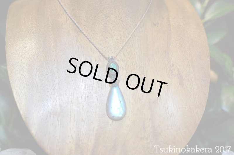 画像3: ☆10/27UP☆一点物、ラブラドライト×小粒のかけらデザイン:マラカイト入り:マダガスカル産の美しいシラーの光:霜月の奇跡 (3)