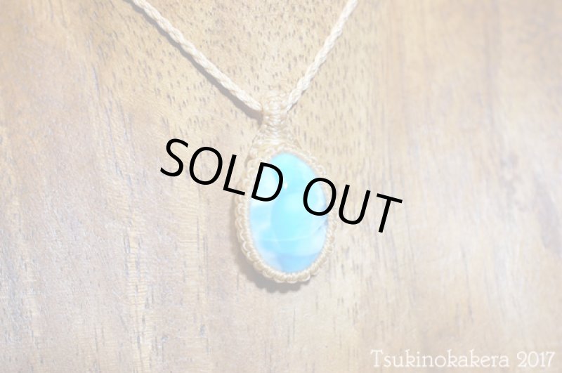 画像4: ☆11/29UP☆ Love & Peace ドミニカの宝石ラリマーが登場！2017冬一年間ありがとうございました：ドミニカンキック (4)