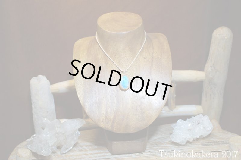 画像2: ☆11/29UP☆ Love & Peace ドミニカの宝石ラリマーが登場！2017冬一年間ありがとうございました：ドミニカンキック (2)