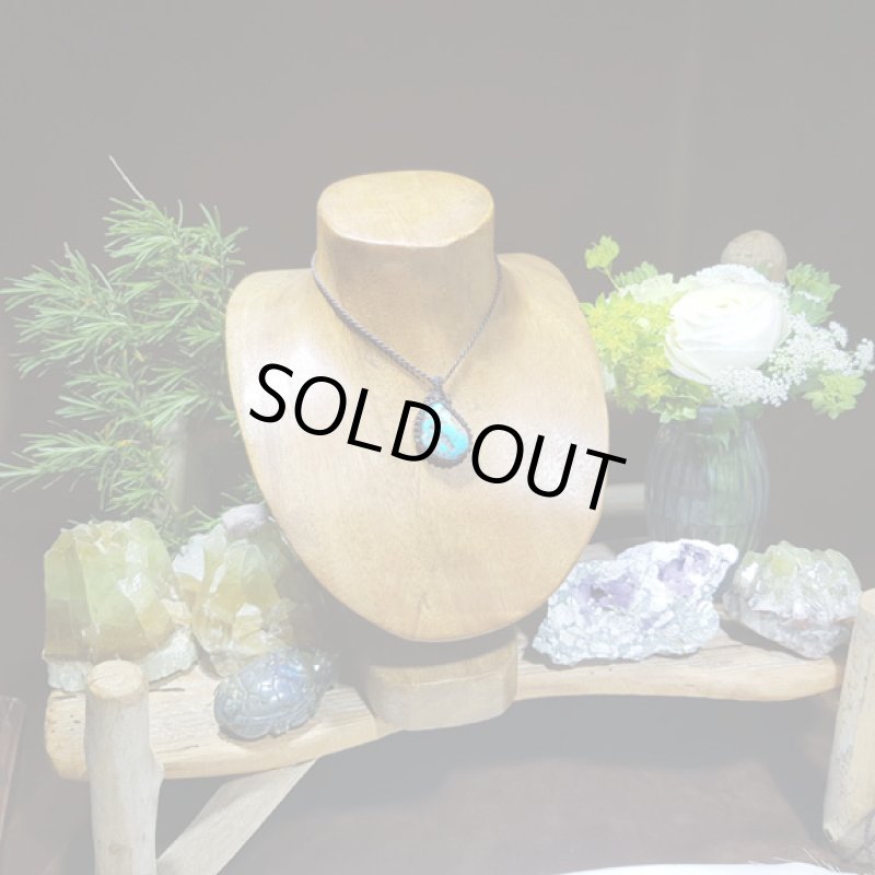 画像2: ☆04/13UP☆大切な人の旅のお守りに。アメリカキングマンターコイズ:インディアンダンシィング (2)