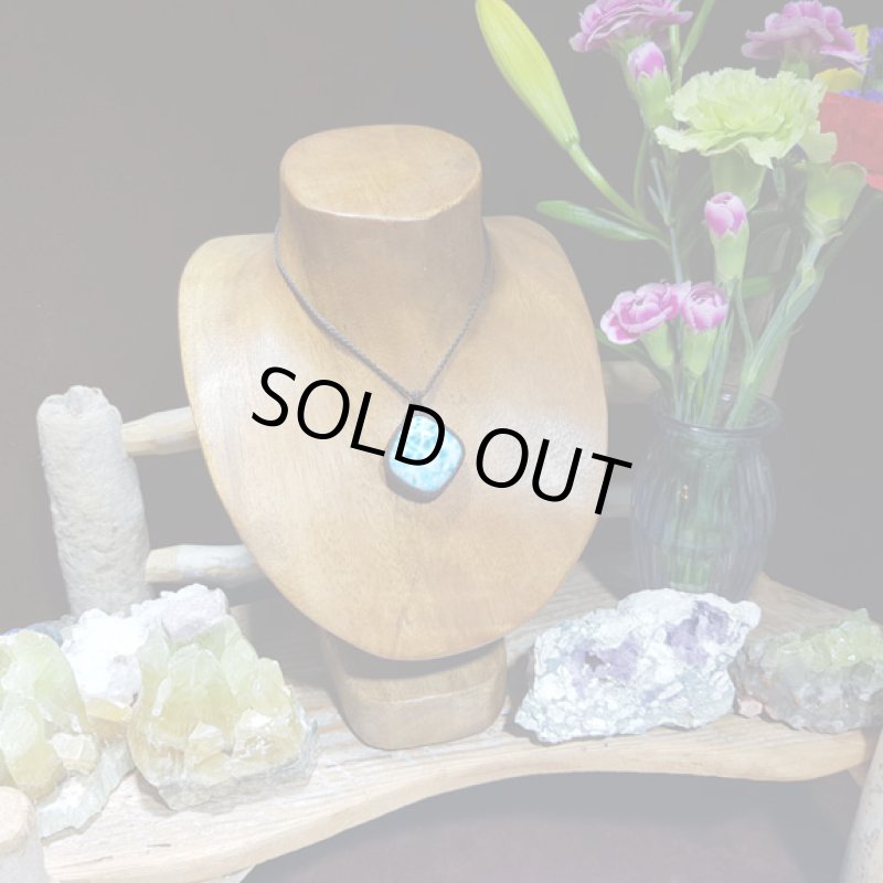 画像2: ☆05/13UP☆ Love & Peace ドミニカの宝石ラリマーが登場！水色の素晴らしいピース：スカーレットブルー (2)