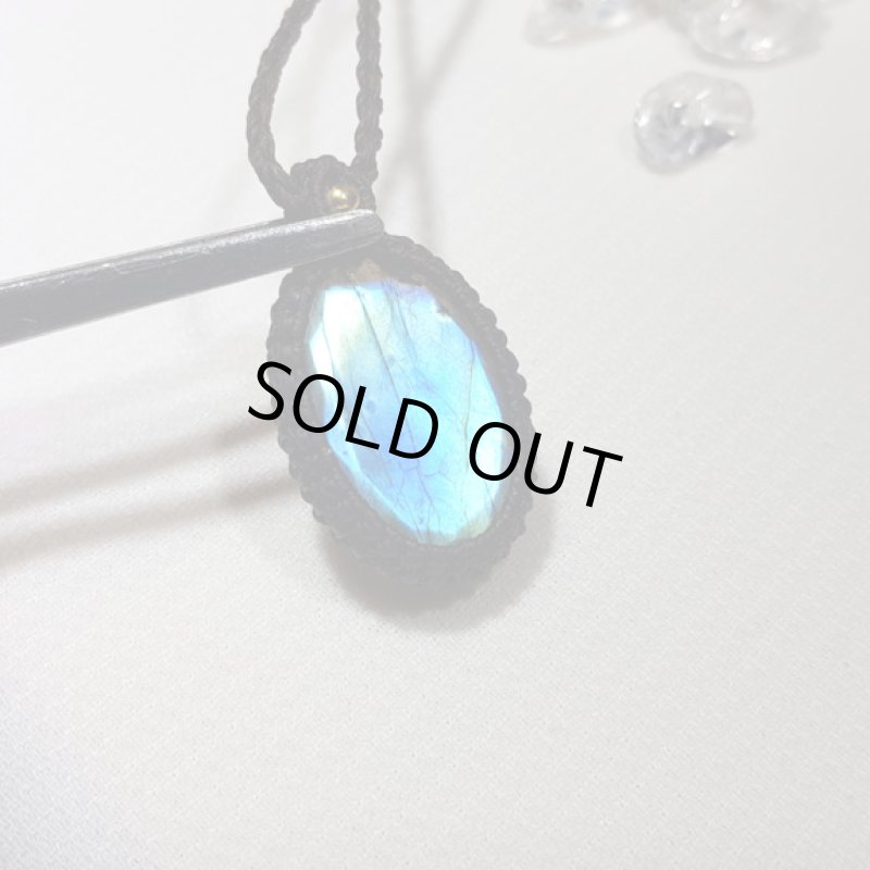 画像4: ☆06/10UP☆11周年ありがとうございます:宝石カットラブラドライト!石のキラキラ&カットのキラキララブラドライト:イエローストーム (4)