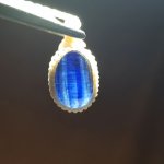 画像1: ☆06/10UP☆美しいヒマラヤの宝石。20*13mm激レア最高クオリティナチュラルブルーカイヤナイトカボション！最高品質：ヒマラヤの青い光1 (1)