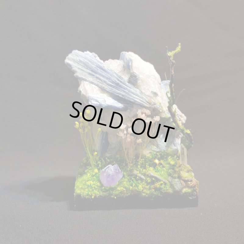 画像2: ☆01/01UP☆謹賀新年：ブラジル産カイヤナイト原石メルヘン作品：メルヘンワールド2 (2)