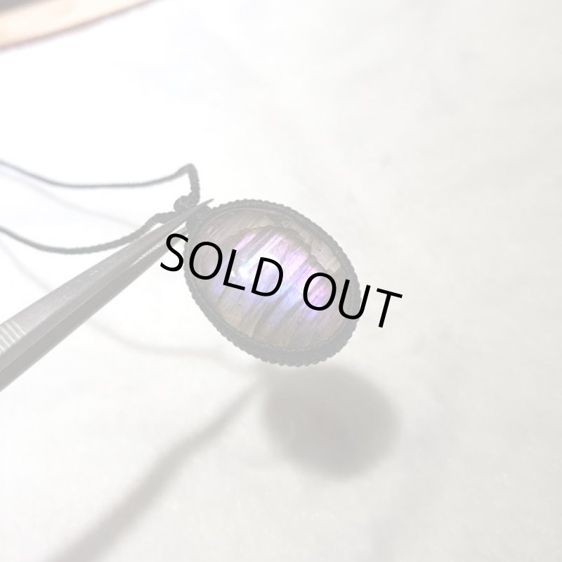 画像5: ☆11/24UP☆ハイクオリティパープルラブラドライト。美しいグラデーションカラーがばっちり！コレクションピース：パープルウォール (5)