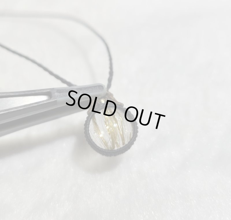 画像2: ☆09/21UP☆満月記念☆ゴールドルチルクォーツ登場。黄金の針金が水晶の中に。奇跡のピース。小粒のかけら×ゴールドルチル：ゴールデンスカイ2 (2)