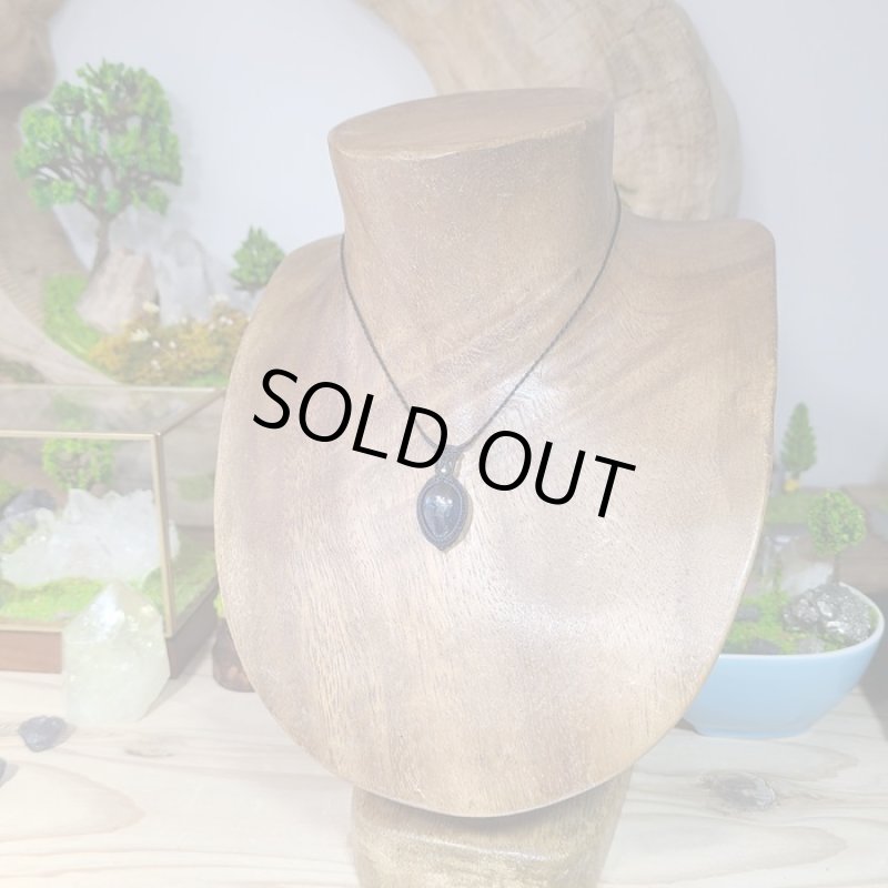 画像2: ☆02/16UP☆美しいヒマラヤの宝石:先生作品:レインボーカイヤナイト:10金:マクラメジュエリー:カンチェンジュンガ (2)