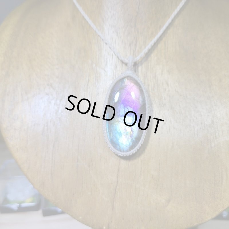 画像7: ☆04/15UP☆ハイクオリティレインボーラブラドライト。：希少価値の高いレインボー色：七色の物語 (7)