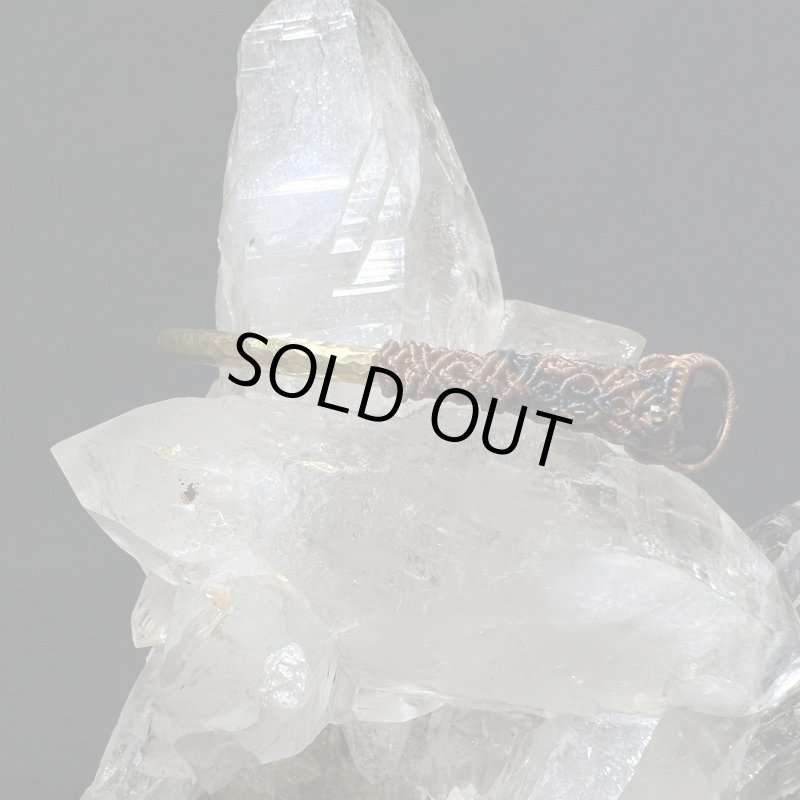 画像4: ☆05/15UP☆ヒマラヤのサファイア、カイヤナイト真鍮ブレスバングル。青色に輝く石の表面:夢と星の国4 (4)