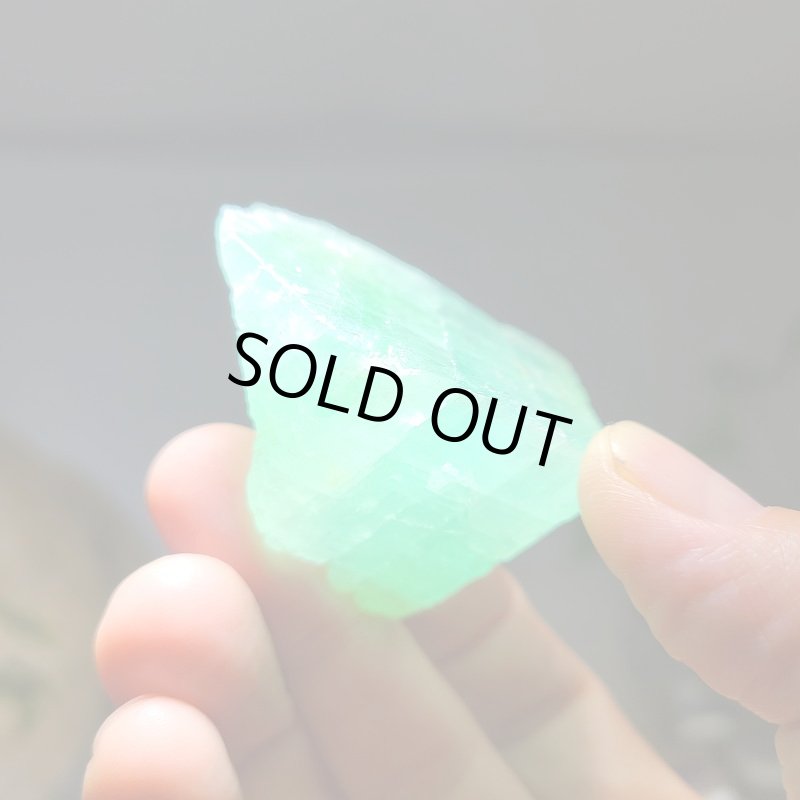 画像4: ☆07/14UP☆【大セール】グリーンカルサイト　置物にどうぞ！美しい緑色 (4)