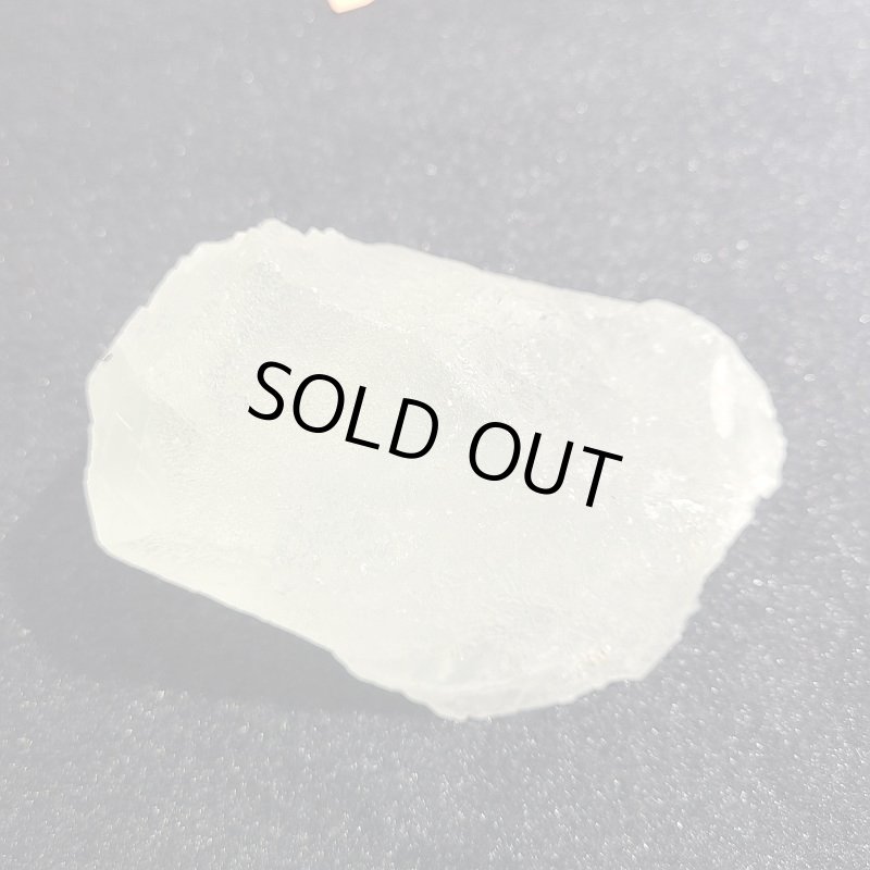 画像3: ☆07/14UP☆【大セール中】ぐリーンフローライト原石 透明度抜群の美しいフローライト (3)