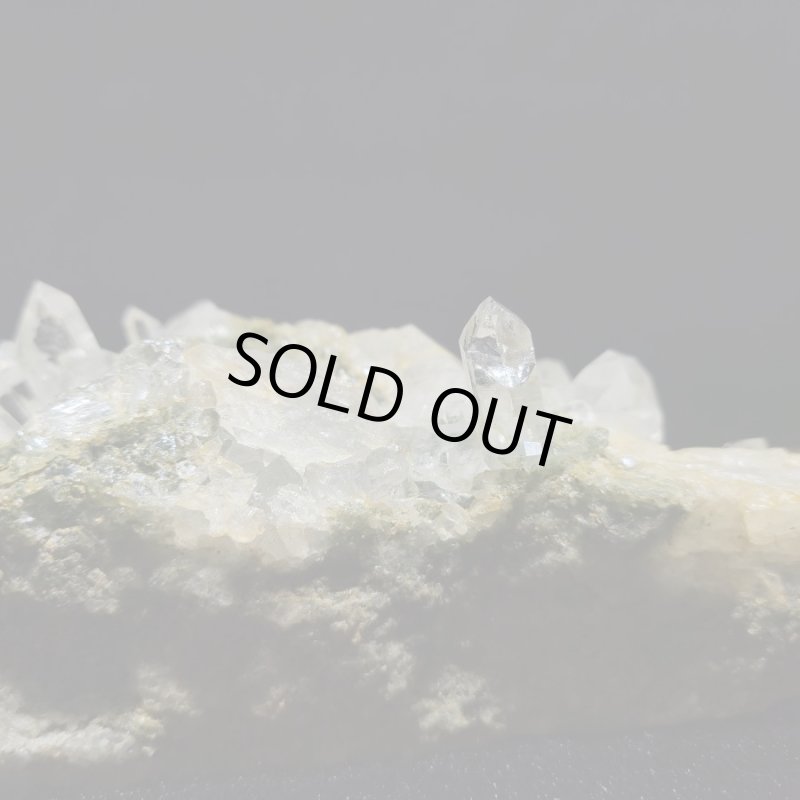 画像4: ☆09/09UP☆インド産:ヒマラヤ水晶：クローライトボディ：月のかけら選別コレクション原石シリーズ：世界の鉱物特集：牧場の奇跡 (4)