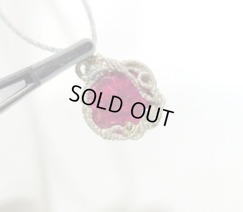 画像3: ☆11/05UP☆モゴック産ナチュラルルビー：蛍光宝石：赤い靴のお姫様 (3)