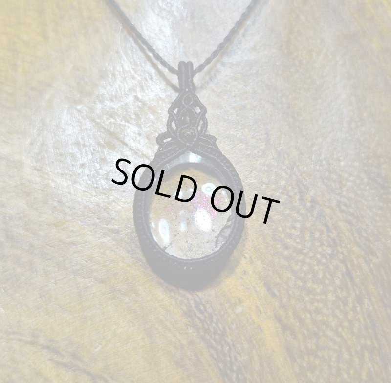 画像1: ☆06/11UP☆大人気近年人気急上昇：ブラジル産：奇跡のピンクシラー：先生作品；正面ギラギラのピンク色：水晶：ピンクの星空2 (1)