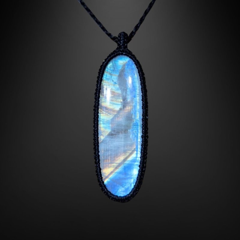 画像2: ☆07/18UP☆月のかけらロイヤルレインボームーンストーン:虹色がロイヤルな輝き:レインボーリフレクション1 (2)