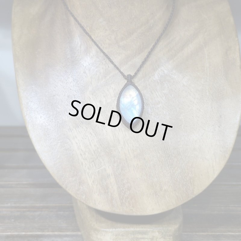 画像4: ☆07/18UP☆月のかけらロイヤルレインボームーンストーン:虹色がロイヤルな輝き:レインボーリフレクション4 (4)