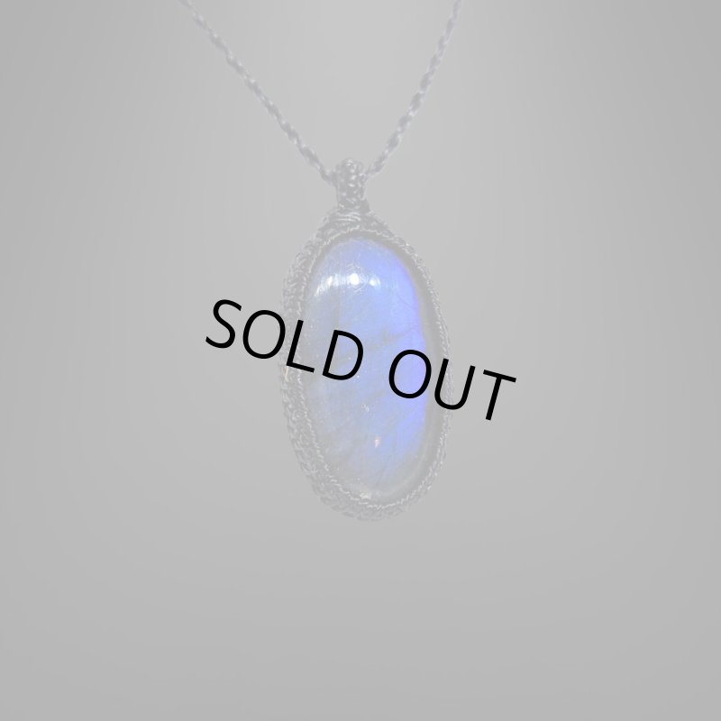 画像2: ☆08/19UP☆レインボーラブラドライト：青い光を発する美しいハイクオリティ天然ラブラドライト：月影の語り (Tales of the Moonshadow) (2)