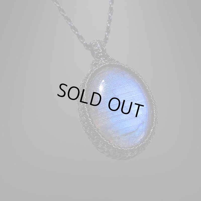 画像2: ☆09/16UP☆ディープブルーラブラドライト:青い光を発する美しいハイクオリティ天然ラブラドライト:レムリアンライト (2)