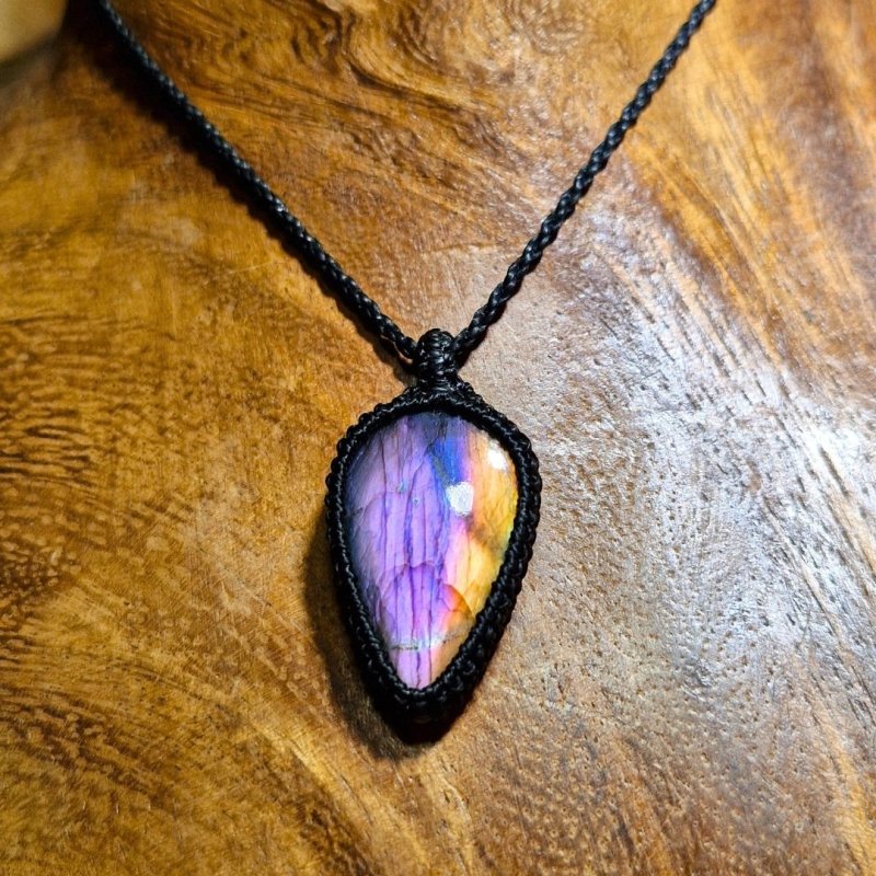 画像4: ☆09/16UP☆レインボーラブラドライト:青い光を発する美しいハイクオリティ天然ラブラドライト:ネビュラガーデン (4)