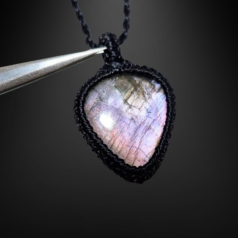 画像2: ☆09/16UP☆レインボーラブラドライト:青い光を発する美しいハイクオリティ天然ラブラドライト:フェニックスリバース (2)