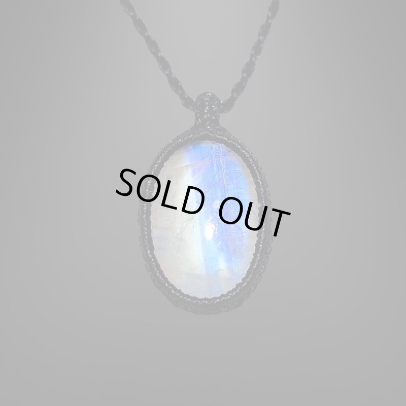 画像2: ☆09/16UP☆月のかけらロイヤルレインボームーンストーン。虹色がロイヤルな輝き：インナースター (2)