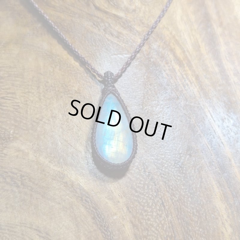 画像4: ☆09/16UP☆月のかけらロイヤルレインボームーンストーン。虹色がロイヤルな輝き:ミラージュスター (4)