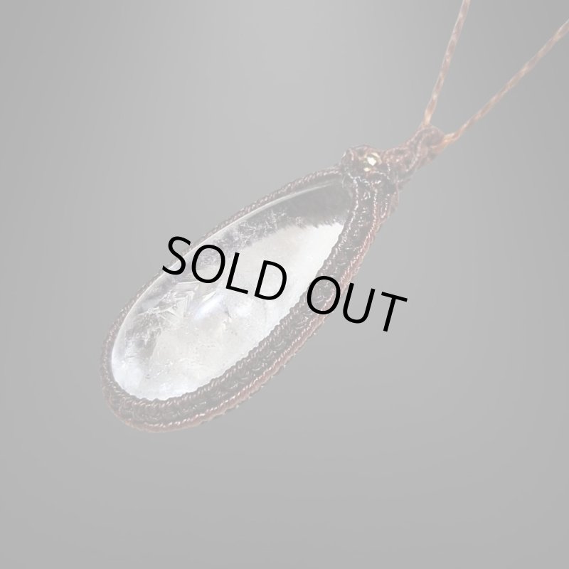 画像2: ☆09/16UP☆水晶の世界へようこそ：クォーツインクォーツ：先生作品：アートオブジアース：貫入水晶の軌跡：ネビュラオーブ (2)