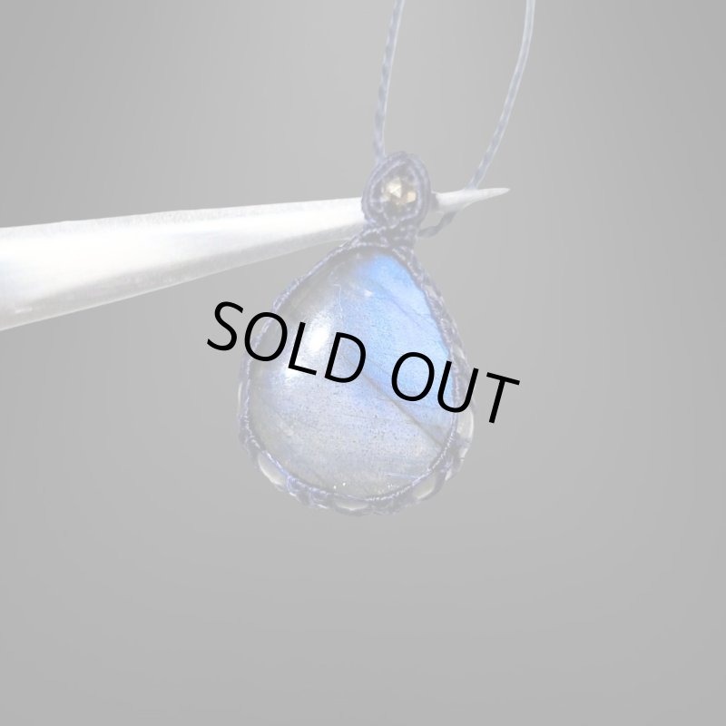 画像3: ☆11/14UP☆先生作品：新着ディープブルーラブラドライト見参：満月の世界へ:神聖なる世界：Nebula Charm (3)