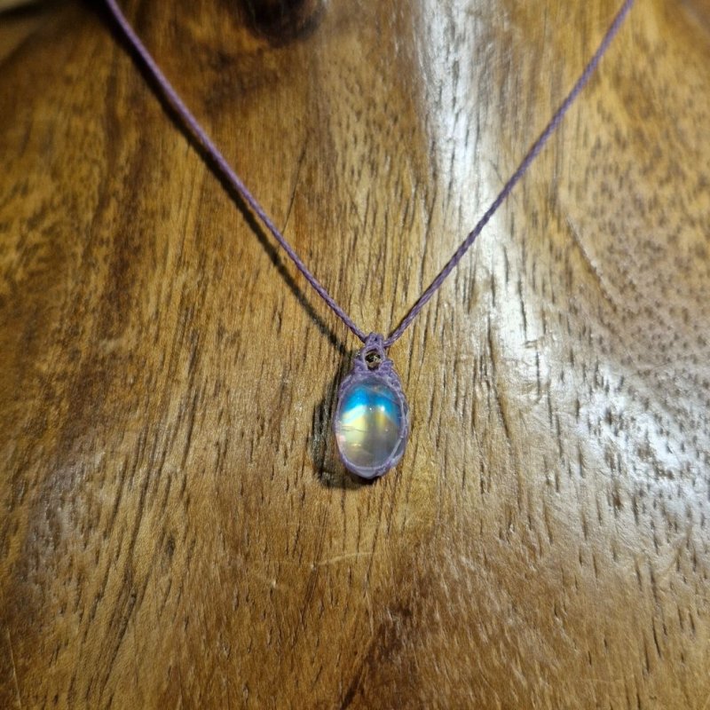 画像4: ☆11/14UP☆月のかけらロイヤルレインボームーンストーン。虹色がロイヤルな輝き:新色:先生作品:Celestial Aurora (4)