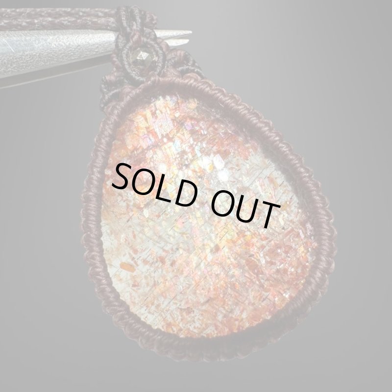 画像2: ☆12/13UP☆アルーシャサンストーン：タンザニア産：ここまでギラギラ：ハイクオリティ：太陽の輝きサンストーン：ゴールデンフレア (2)