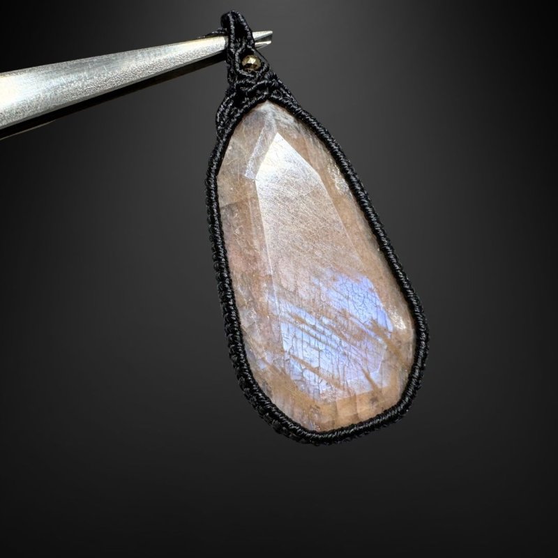 画像2: ☆12/13UP☆ベロモライト:ロシア産ムーンストーン:ロイヤルなシルバーシラー:先生作品:アンシエントグロウ (2)