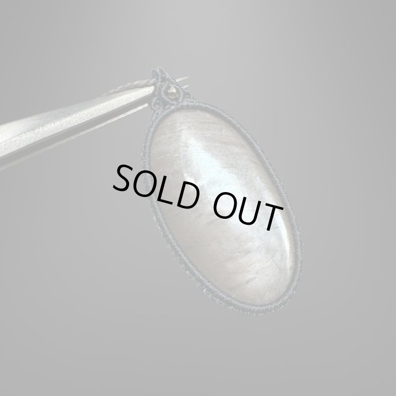 画像3: ☆12/13UP☆ベロモライト：ロシア産ムーンストーン：ロイヤルなシルバーシラー：先生作品：フォシルフレア (3)