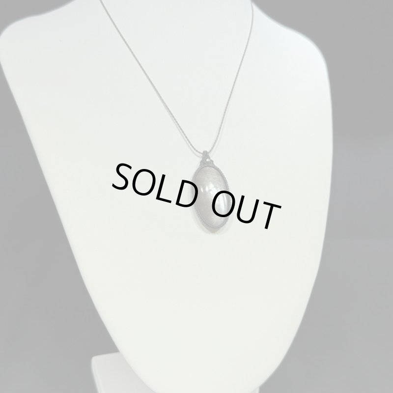 画像6: ☆12/13UP☆ベロモライト：ロシア産ムーンストーン：ロイヤルなシルバーシラー：先生作品：フォシルフレア (6)