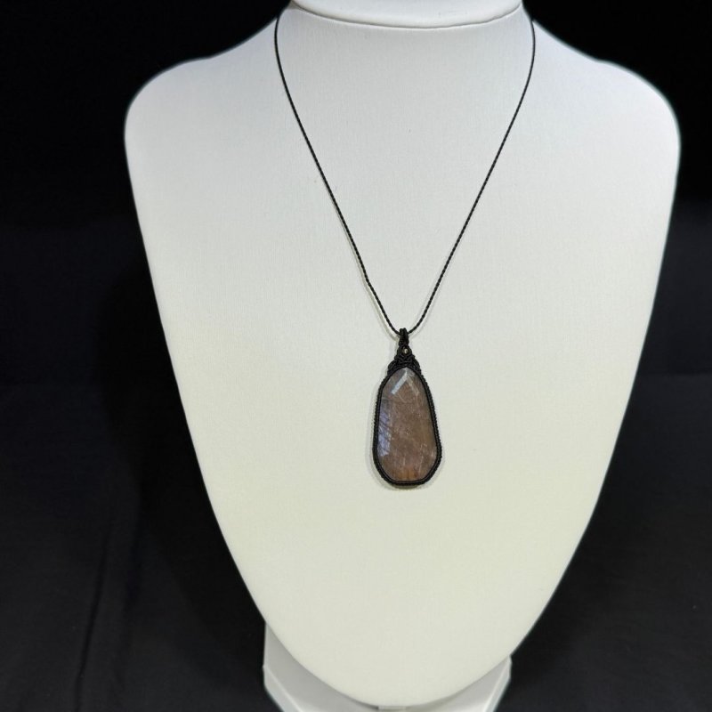 画像4: ☆12/13UP☆ベロモライト:ロシア産ムーンストーン:ロイヤルなシルバーシラー:先生作品:アンシエントグロウ (4)