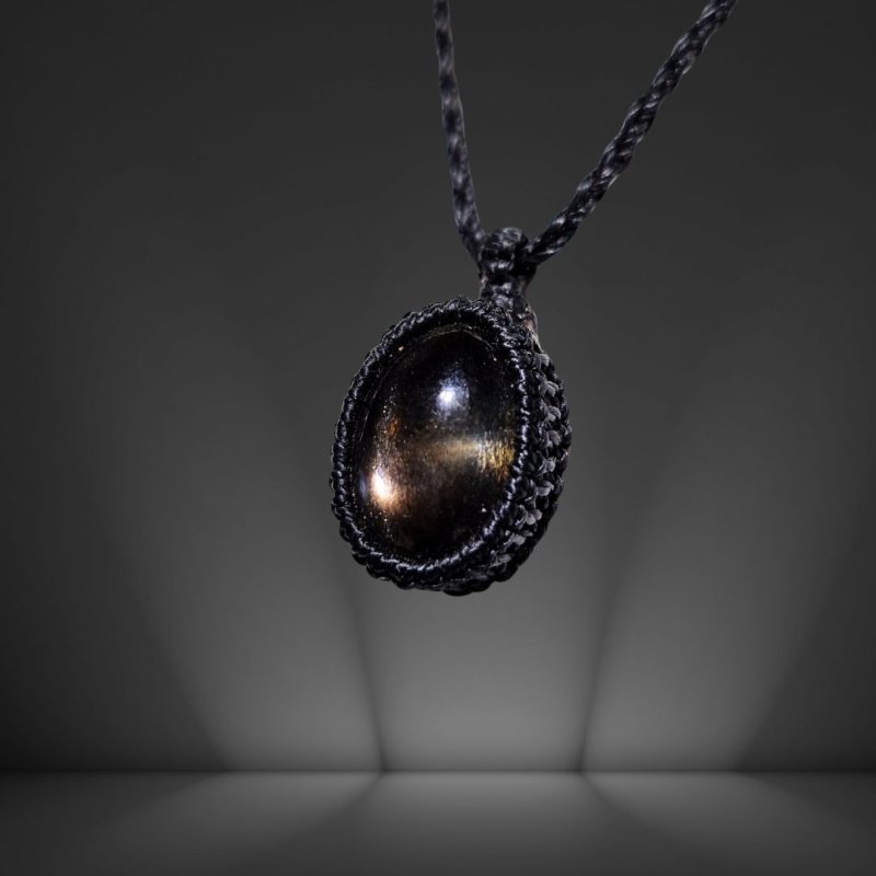 画像2: ☆04/06UP☆ブラックサンストーン：タンザニア産：ここまでギラギラ：ハイクオリティ：太陽の輝きサンストーン：星紡ぎの夢 (2)