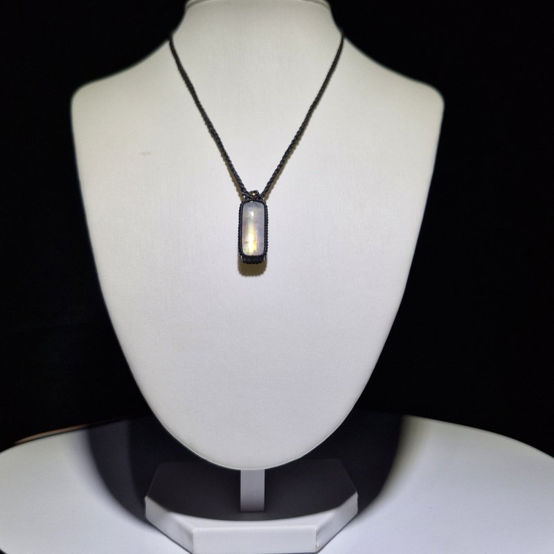 画像5: ☆04/06UP☆月の波動：ロイヤルレインボームーンストーン：キラキラの最高ピース：月の暦：月のかけらムーンストーン：銀のまどろみ（Silver Slumber） (5)