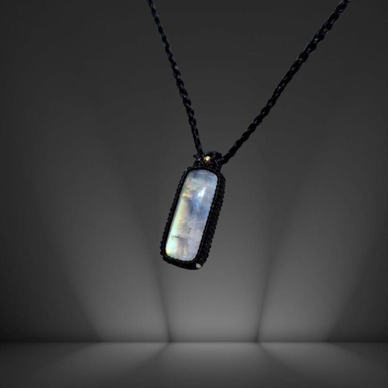 画像3: ☆04/06UP☆月の波動：ロイヤルレインボームーンストーン：キラキラの最高ピース：月の暦：月のかけらムーンストーン：銀のまどろみ（Silver Slumber） (3)