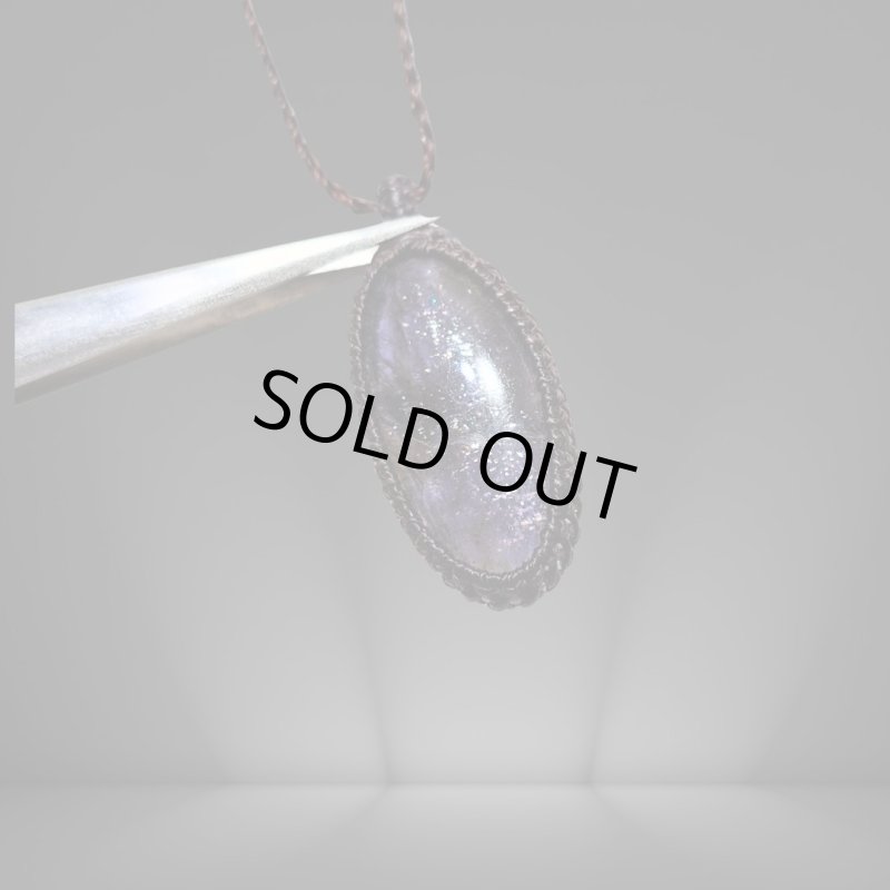 画像3: ☆04/06UP☆アイオライトサンストーン：コーディアライト：虹のキラキラが表面に：最高ピースコレクション：Truth Voyager（トゥルース・ボイジャー） (3)