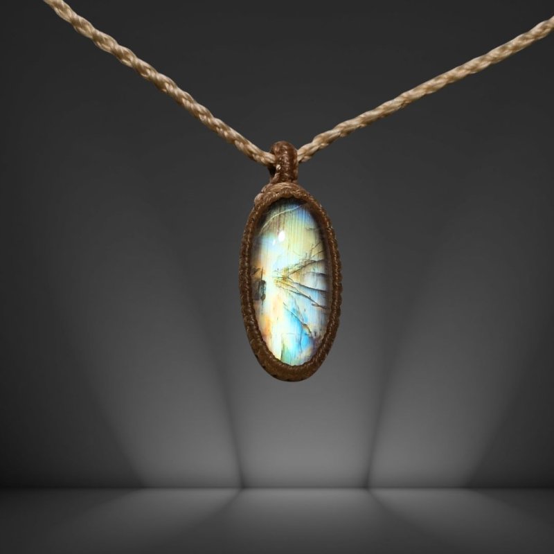 画像3: ☆04/06UP☆月の波動：ロイヤルレインボームーンストーン：キラキラの最高ピース：月の暦：月のかけらムーンストーン：Luna Veil（ルナ・ヴェール） (3)