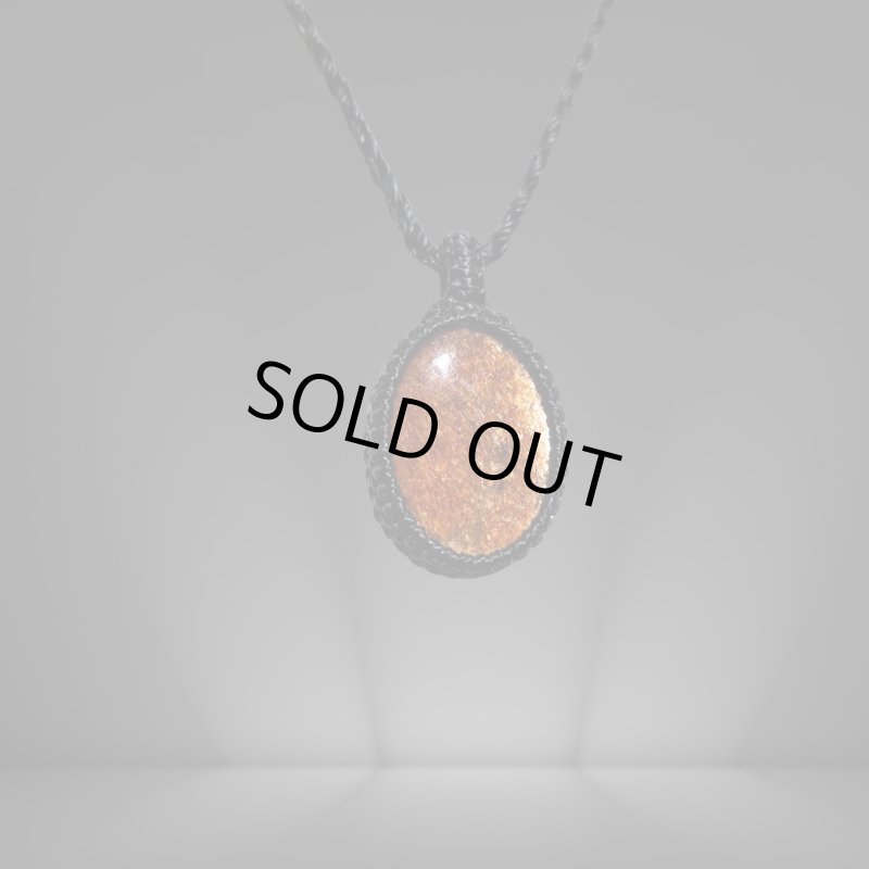 画像2: ☆04/06UP☆オレンジファイヤーサンストーン：タンザニア産：ここまでギラギラ：ハイクオリティ：太陽の輝きサンストーン：月読のきらめき (2)