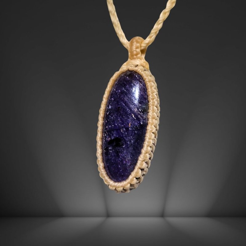 画像4: ☆04/06UP☆アイオライトサンストーン：コーディアライト：虹のキラキラが表面に：最高ピースコレクション：夢見の航路（ゆめみのこうろ） (4)