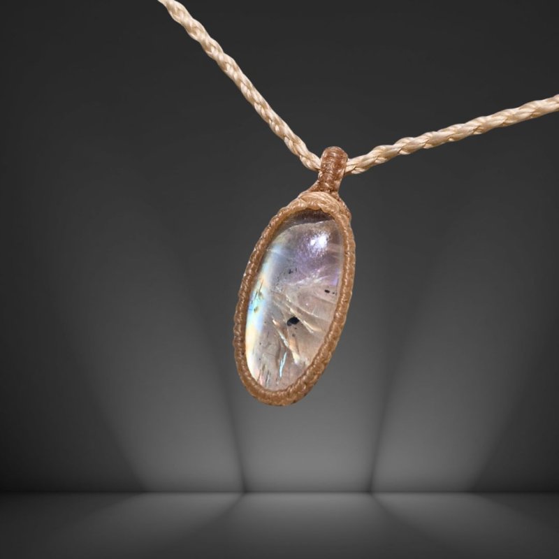 画像2: ☆04/06UP☆月の波動：ロイヤルレインボームーンストーン：キラキラの最高ピース：月の暦：月のかけらムーンストーン：Luna Veil（ルナ・ヴェール） (2)