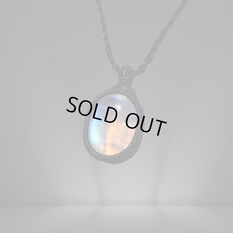 画像3: ☆04/06UP☆月の波動:ロイヤルレインボームーンストーン:キラキラの最高ピース:月の暦:月のかけらムーンストーン:月影の夢路(つきかげのゆめじ) (3)