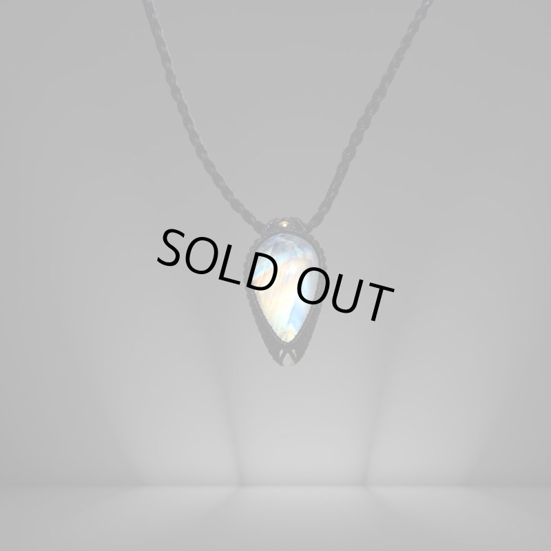 画像1: ☆04/06UP☆月の波動:ロイヤルレインボームーンストーン:キラキラの最高ピース:月の暦:月のかけらムーンストーン:Night Glow(ナイト・グロウ) (1)