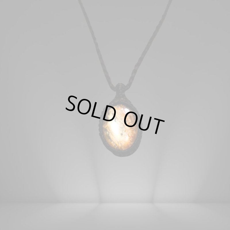 画像2: ☆04/06UP☆オレンジファイヤーサンストーン:タンザニア産:ここまでギラギラ:ハイクオリティ:太陽の輝きサンストーン:Cosmic Veil(コズミックヴェール) (2)